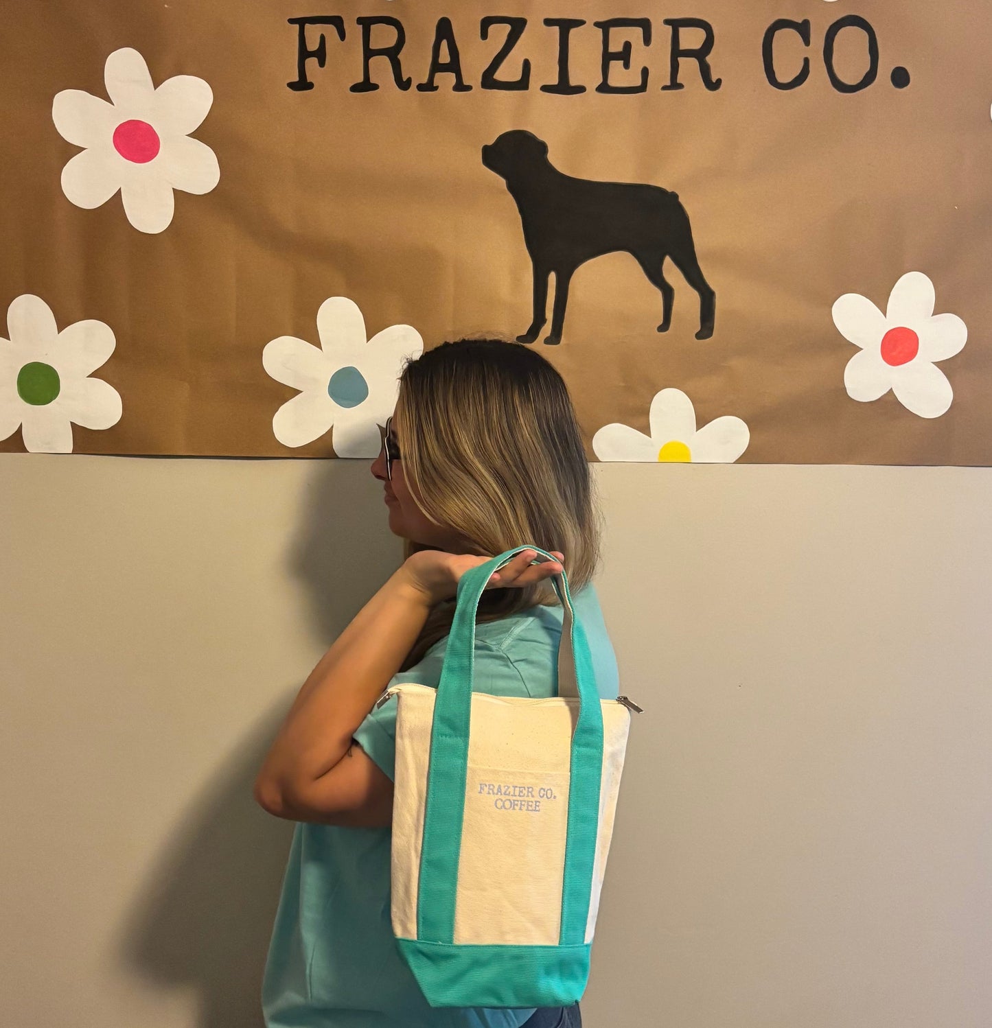 Frazier Co. Coffee × Frazier Co.
Tote with zipper!